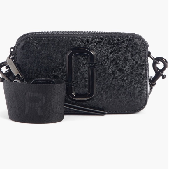 Marc Jacobs Handbags - Marc Jacobs Snapshot DTM